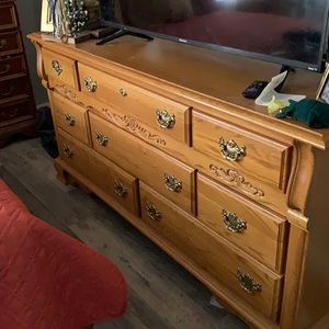 NOT FOR SALE -Chester drawers - good shape -Pick up in Carrollton GA